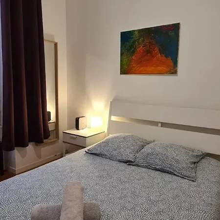 Apartament L'absolu 1, Spacieux, Rez-de-chaussee, Securise *