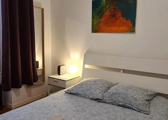 Апартаменты L'absolu 1, Spacieux, Rez-de-chaussee, Securise *